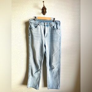 Women's Light Blue Straight Jeans